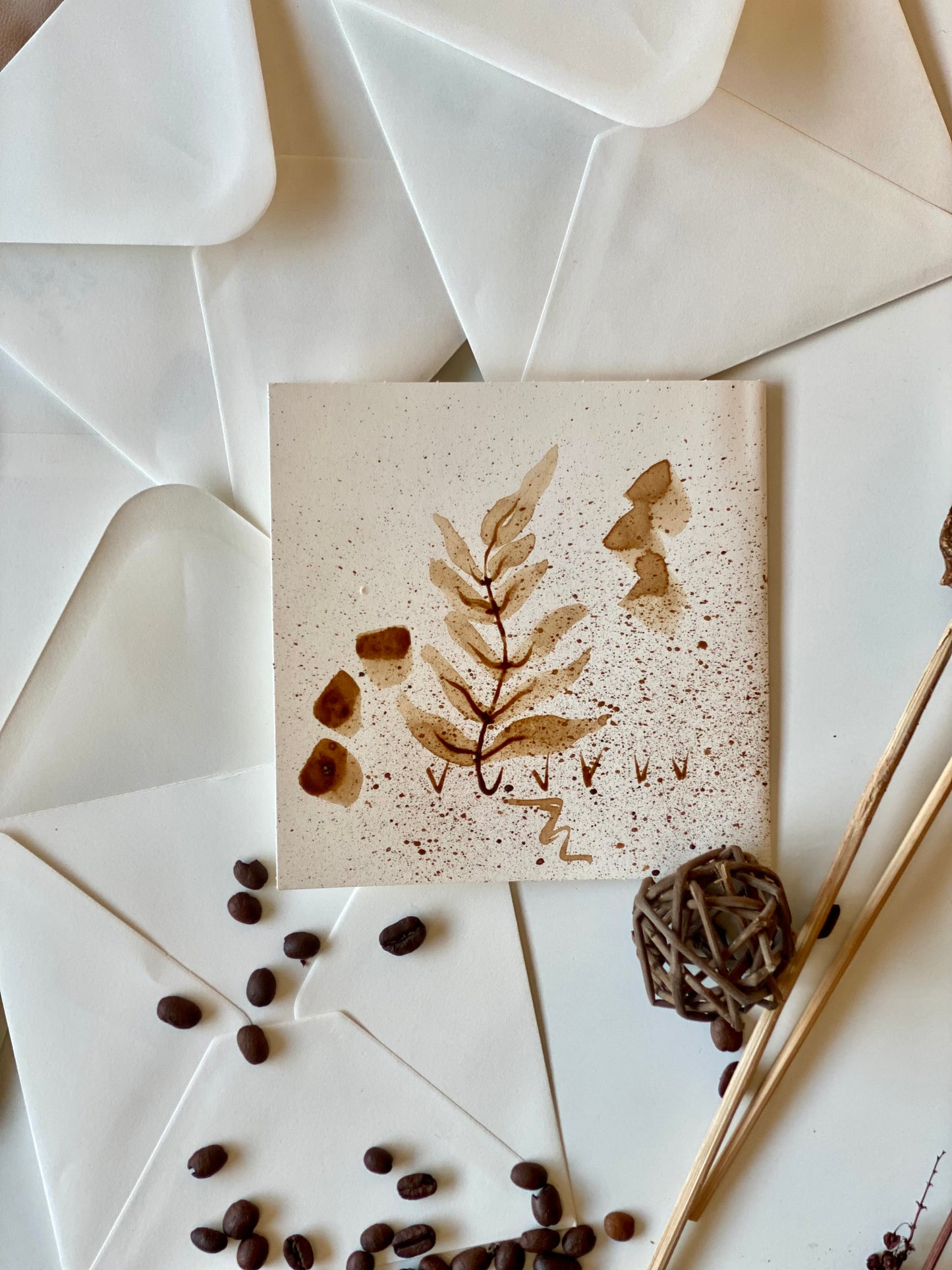 🎁 Carte illustrée – Peinture au café | 13,5 cm x 13,5 cm